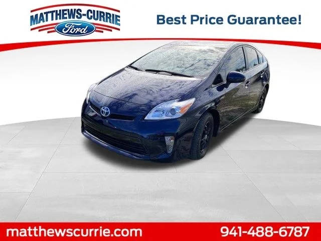 2015 Toyota Prius Three FWD photo