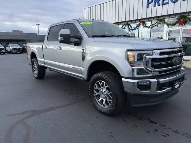 2020 Ford F-250 Super Duty LARIAT 4WD photo