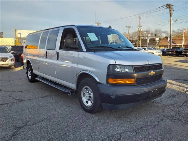 2019 Chevrolet Express LS RWD photo