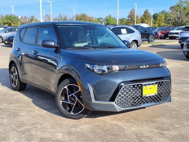 2023 Kia Soul EX FWD photo