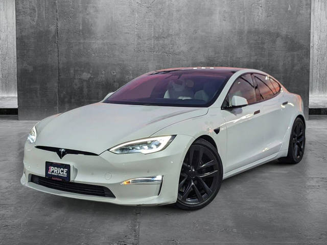 2022 Tesla Model S Plaid AWD photo