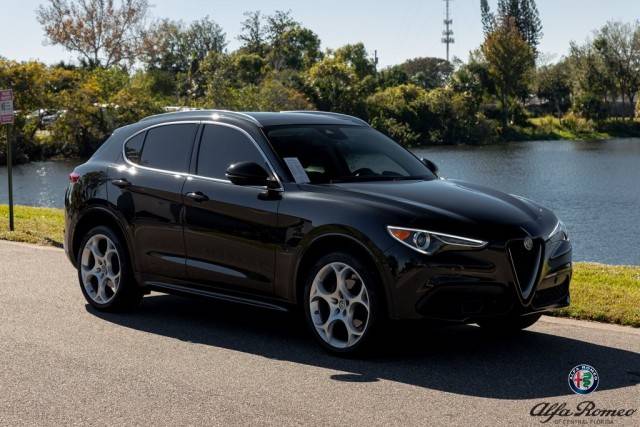 2021 Alfa Romeo Stelvio Ti AWD photo