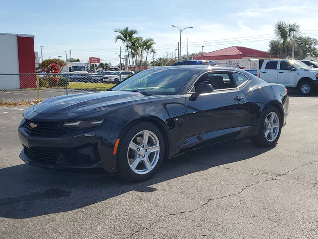 2023 Chevrolet Camaro 1LT RWD photo