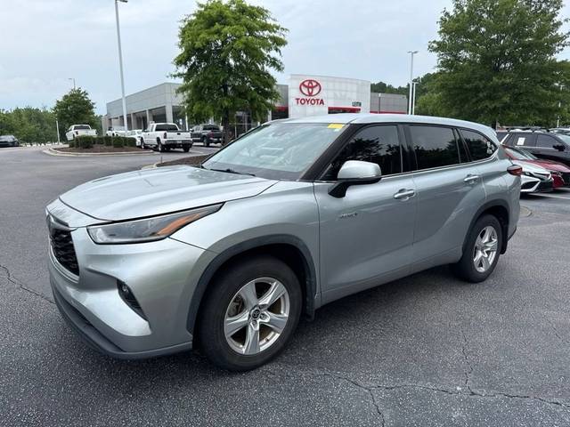 2021 Toyota Highlander Hybrid LE AWD photo