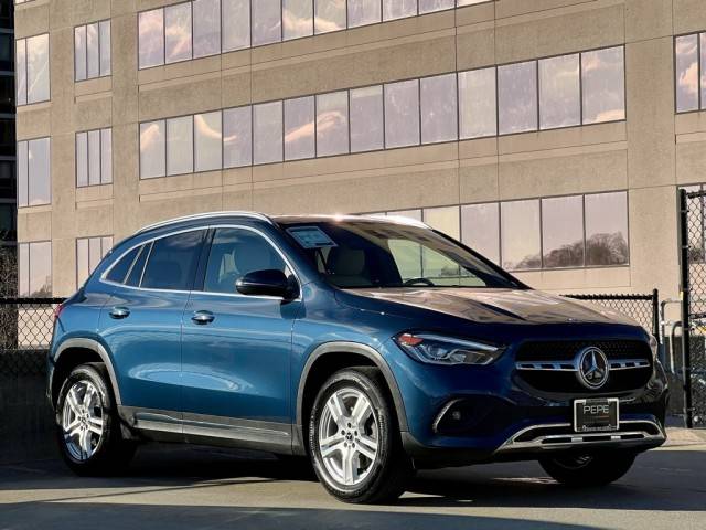 2022 Mercedes-Benz GLA-Class GLA 250 AWD photo