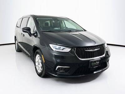 2023 Chrysler Pacifica Minivan Touring L FWD photo