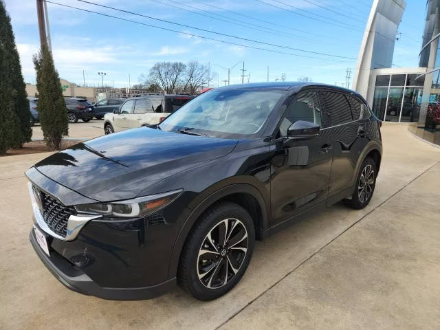 2023 Mazda CX-5 2.5 S Premium Package AWD photo