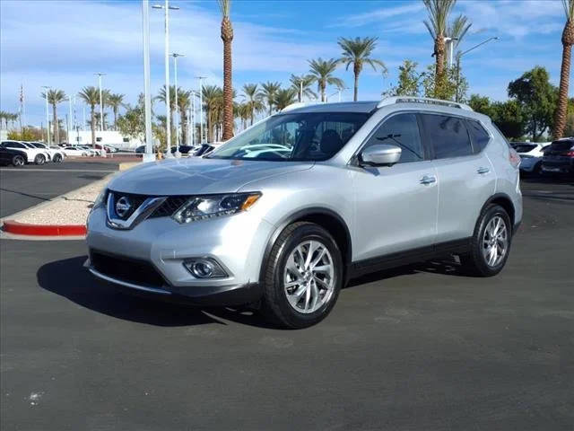 2015 Nissan Rogue SL FWD photo