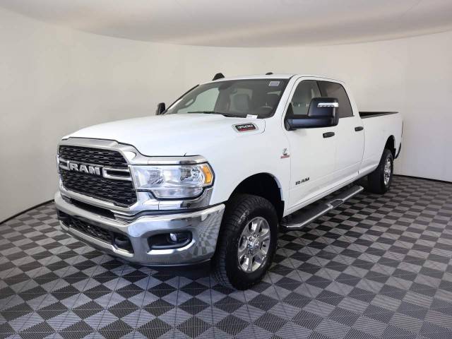 2023 Ram 3500 Big Horn 4WD photo