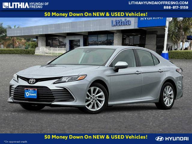 2022 Toyota Camry LE FWD photo