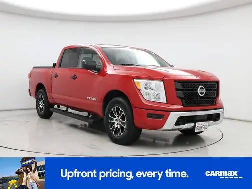 2022 Nissan Titan SV 4WD photo