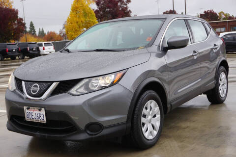 2018 Nissan Rogue Sport S FWD photo