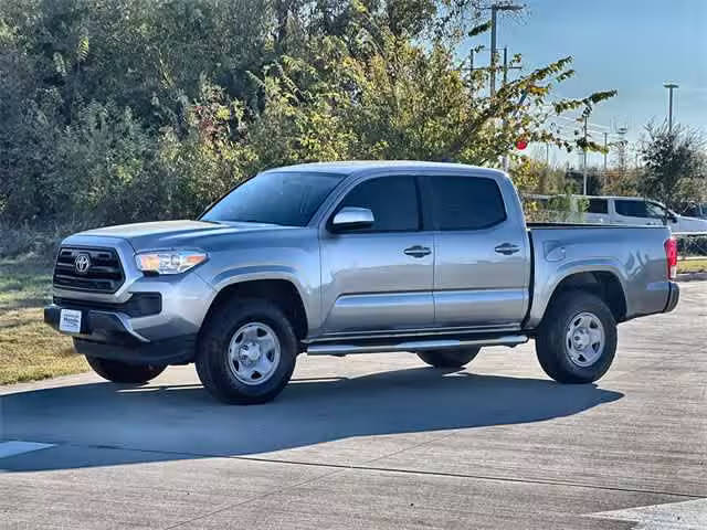 2017 Toyota Tacoma SR RWD photo