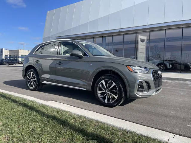 2023 Audi Q5 S line Premium Plus AWD photo