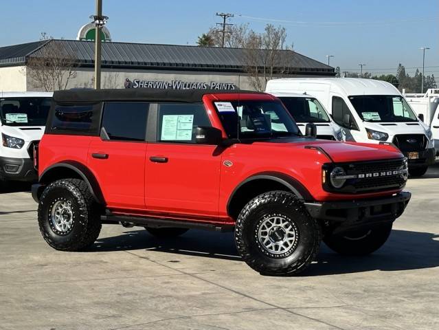 2022 Ford Bronco 4 Door Wildtrak 4WD photo