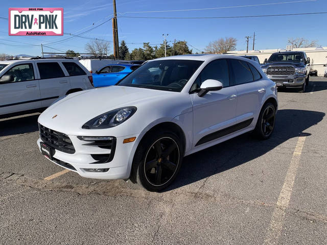 2016 Porsche Macan S AWD photo