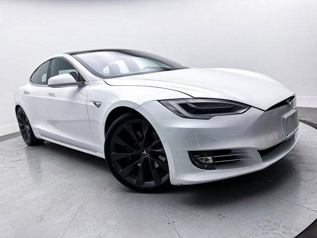 2020 Tesla Model S Long Range Plus AWD photo