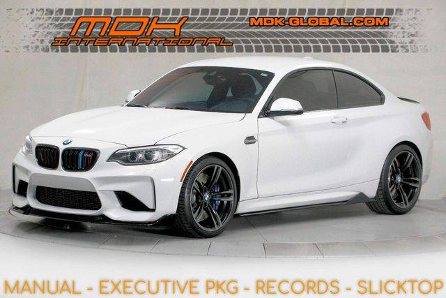 2016 BMW M2  RWD photo