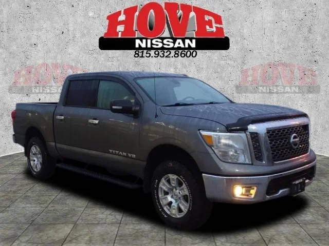 2018 Nissan Titan SV 4WD photo