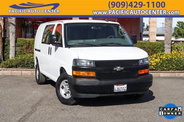 2019 Chevrolet Express Cargo  RWD photo