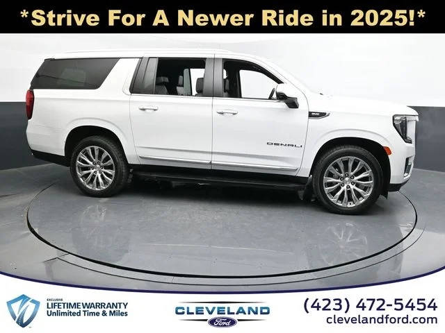 2021 GMC Yukon XL Denali 4WD photo