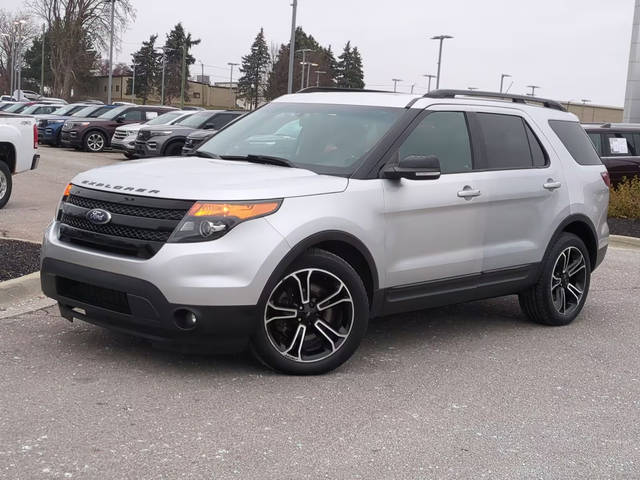 2015 Ford Explorer Sport 4WD photo