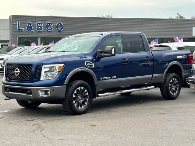 2016 Nissan Titan XD PRO-4X 4WD photo