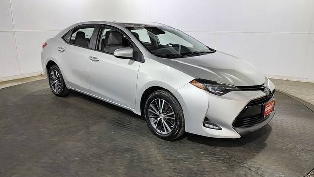 2018 Toyota Corolla LE FWD photo