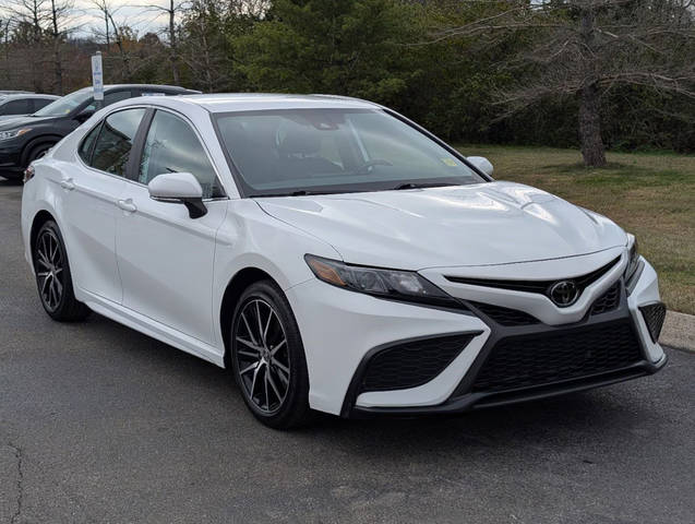 2023 Toyota Camry SE FWD photo