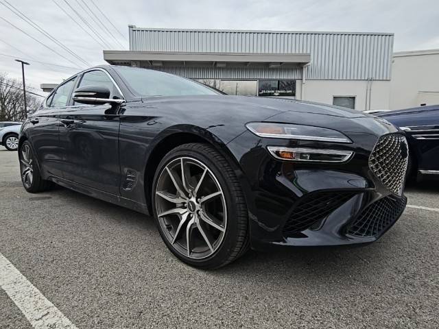 2022 Genesis G70 2.0T AWD photo