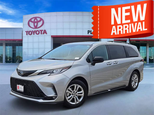 2023 Toyota Sienna XSE AWD photo