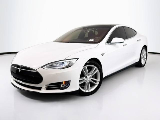 2015 Tesla Model S 85D AWD photo