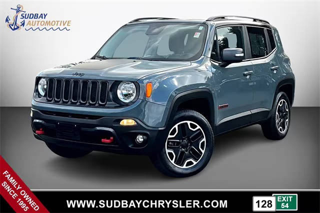 2015 Jeep Renegade Trailhawk 4WD photo