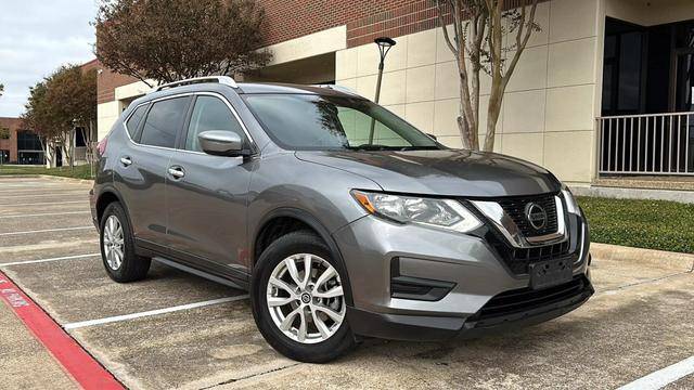 2018 Nissan Rogue SV FWD photo