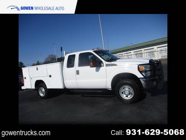 2015 Ford F-350 Super Duty XL 4WD photo