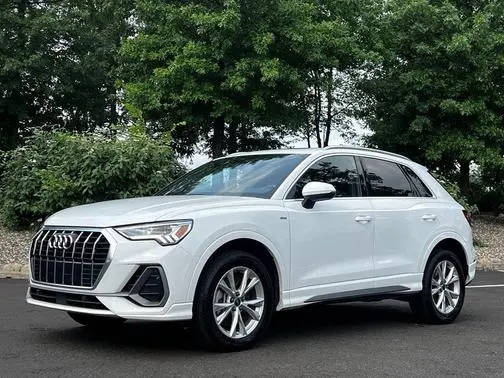 2023 Audi Q3 S line Premium AWD photo