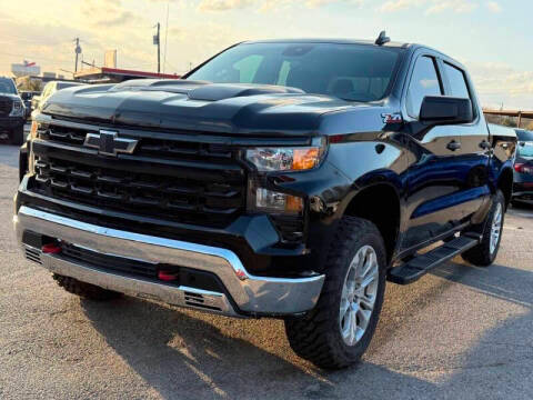 2022 Chevrolet Silverado 1500 Custom Trail Boss 4WD photo