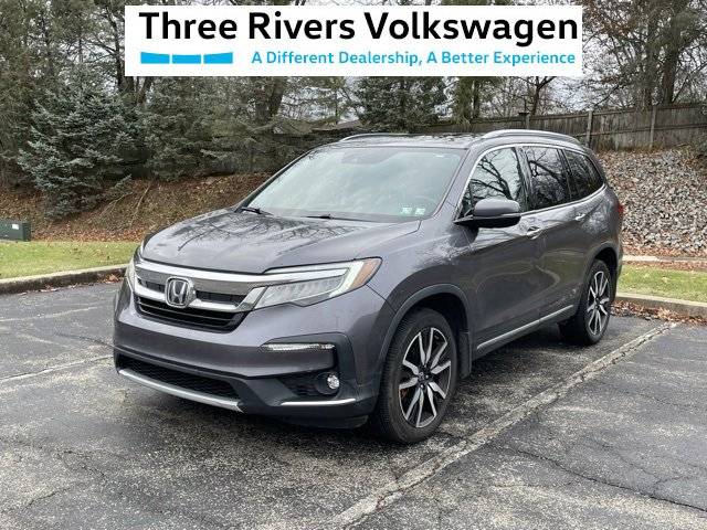 2020 Honda Pilot Touring 8-Passenger AWD photo