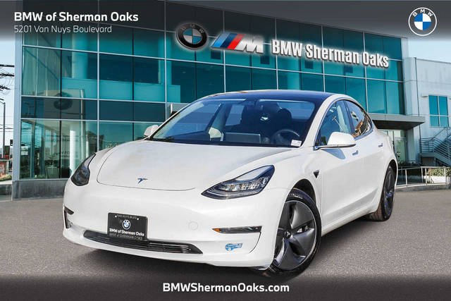 2020 Tesla Model 3 Standard Range RWD photo