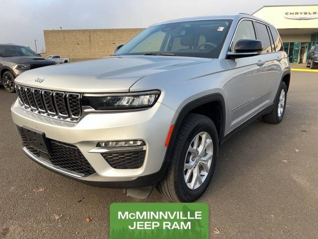 2023 Jeep Grand Cherokee Limited 4WD photo