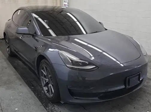 2022 Tesla Model 3 Long Range AWD photo