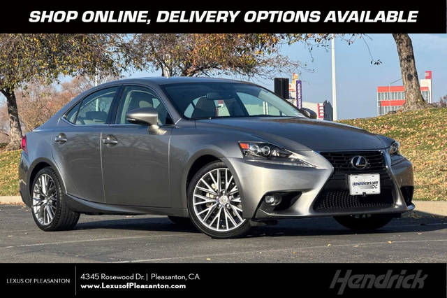 2015 Lexus IS  RWD photo