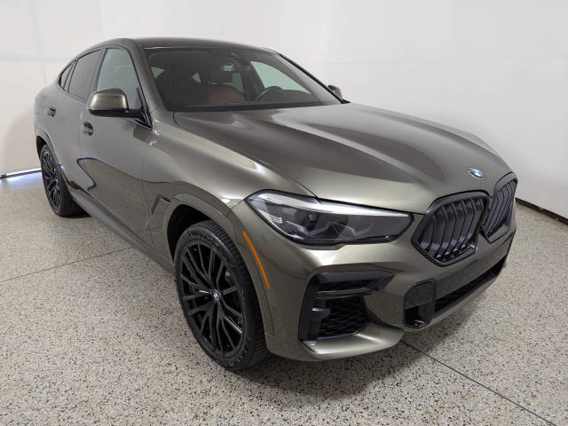 2022 BMW X6 M50i AWD photo