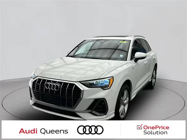 2022 Audi Q3 S line Premium AWD photo