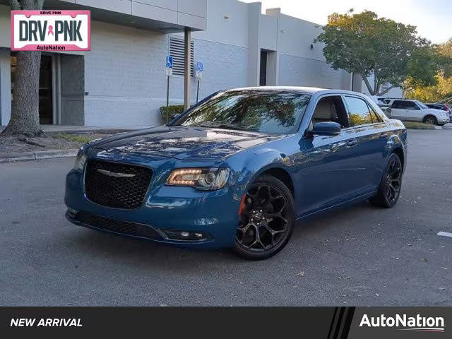 2020 Chrysler 300 300S RWD photo