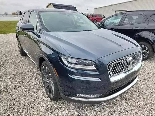 2022 Lincoln Nautilus Reserve AWD photo