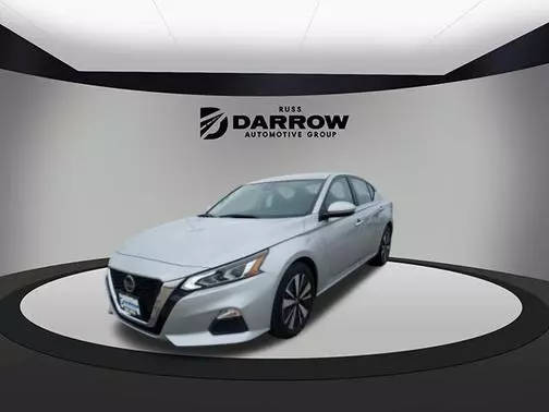 2022 Nissan Altima 2.5 SV FWD photo