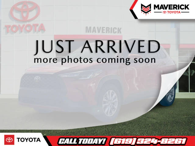 2022 Toyota Corolla Cross LE FWD photo