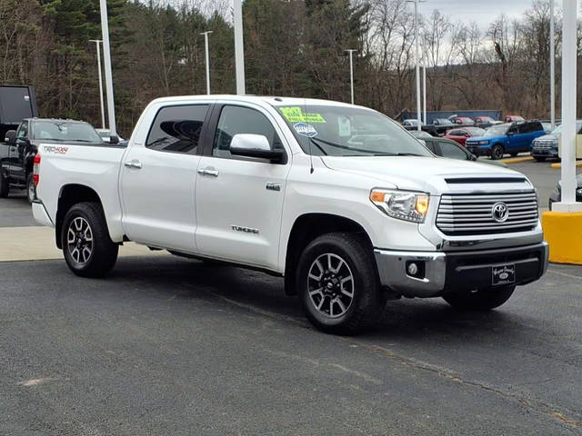 2017 Toyota Tundra Limited 4WD photo