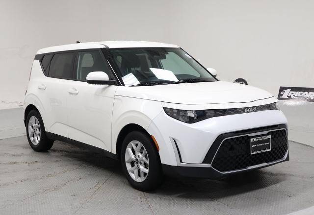 2023 Kia Soul LX FWD photo